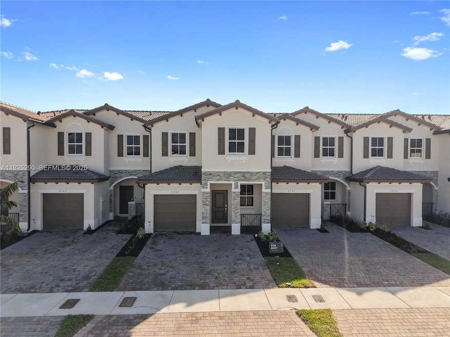 2747 SE 25th Ave, Homestead, FL 33035 - photo 1