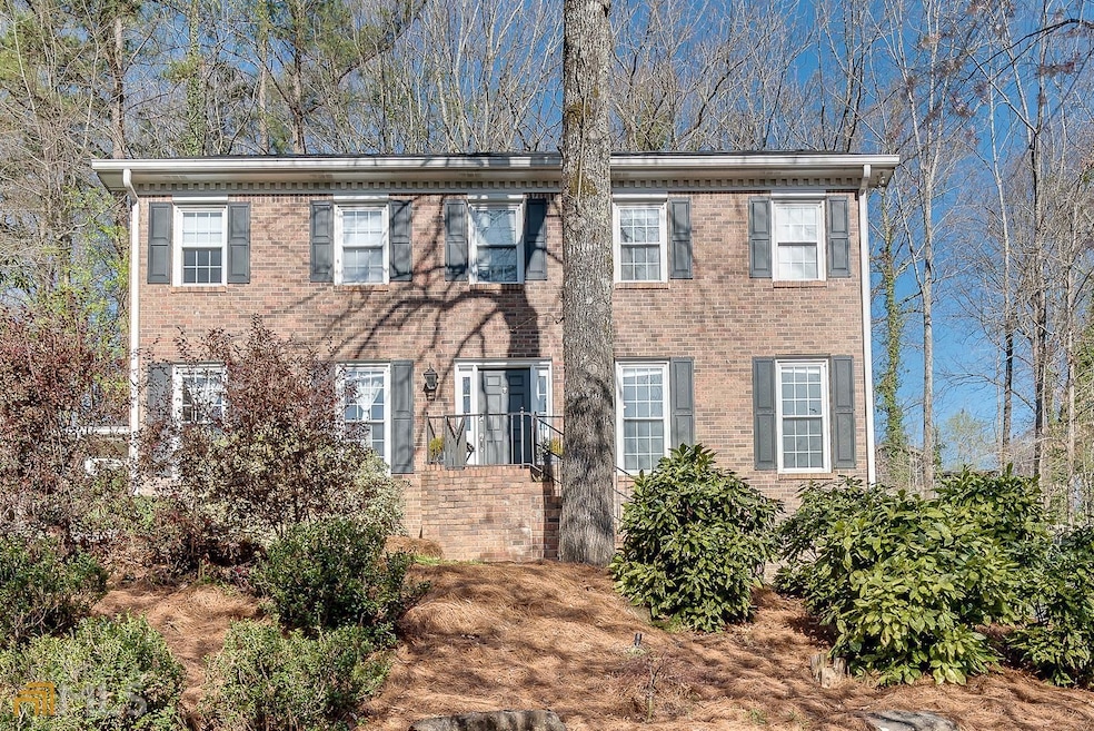 5267 Forest Brook Pkwy, Marietta, GA 30068 - photo 1