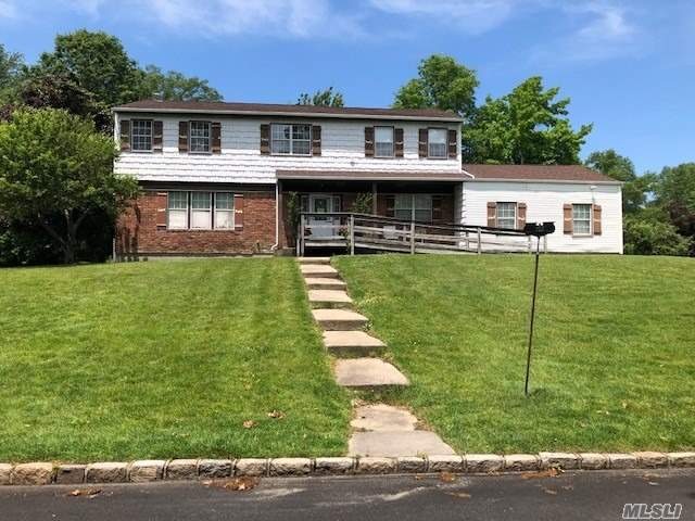 1 Maple Dr, Port Washington, NY 11050 - photo 1