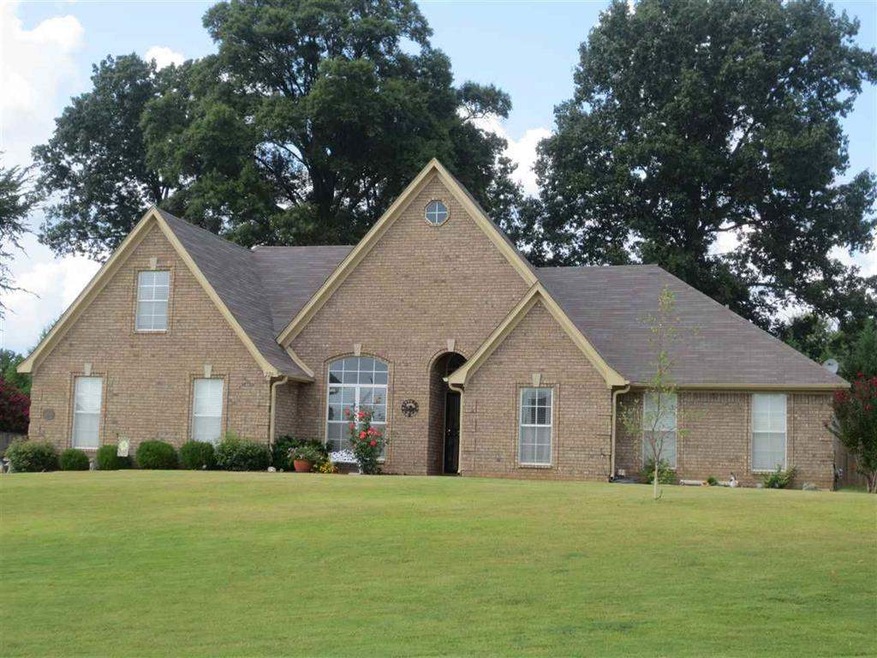 220 Brookwood Cir, Oakland, TN 38060 - photo 1