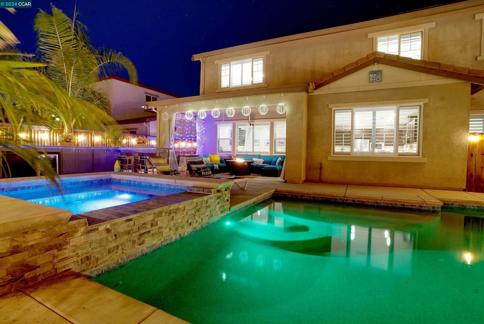 Sold $1,100,000 • Co-Listing Agent