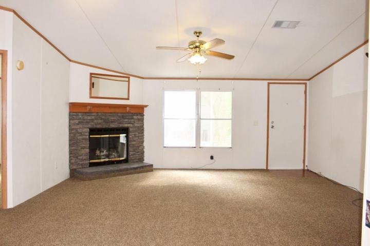 6109 Lake Ella Rd