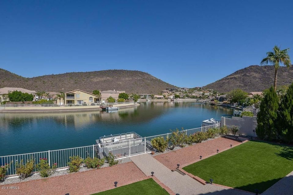 Lake-Mountain Views
