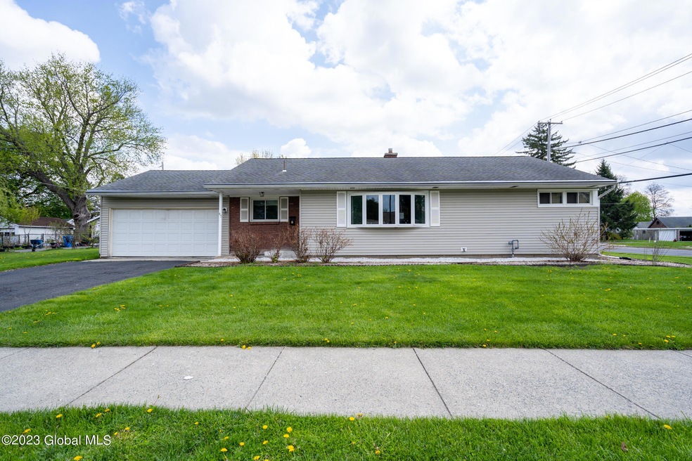 47 Marwood St, Albany, NY 12209 - photo 1