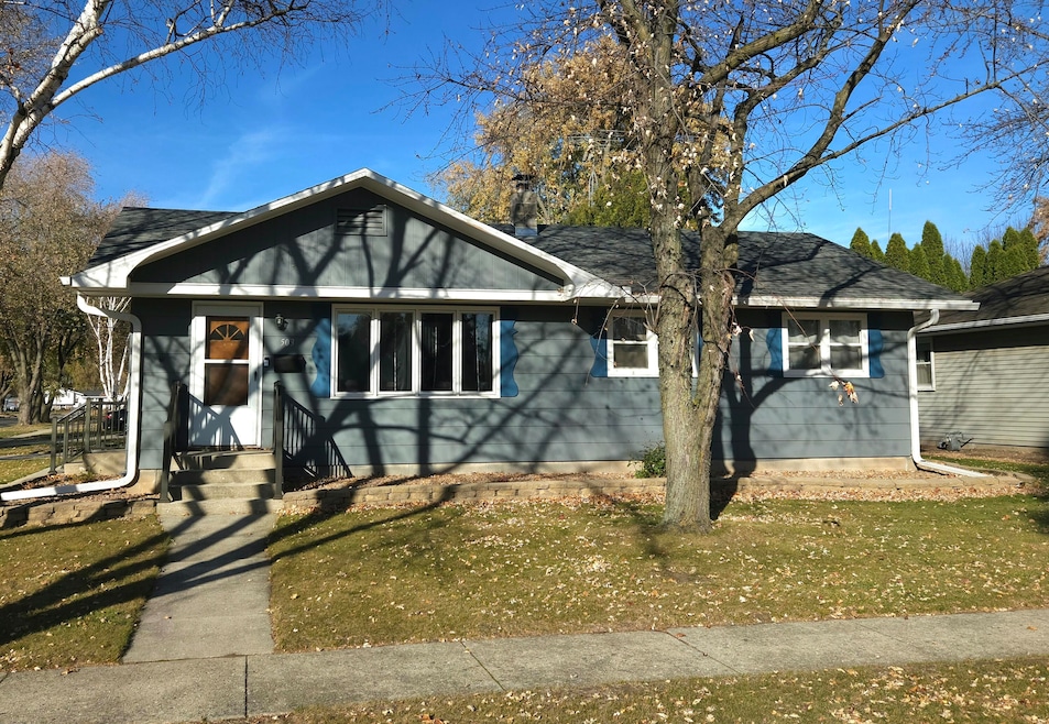 503 E Bank St, Fond Du Lac, WI 54935 - photo 1