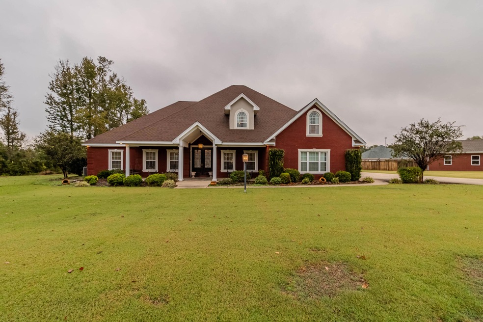260 Nichols Bend, Columbus, MS 39702 - photo 1