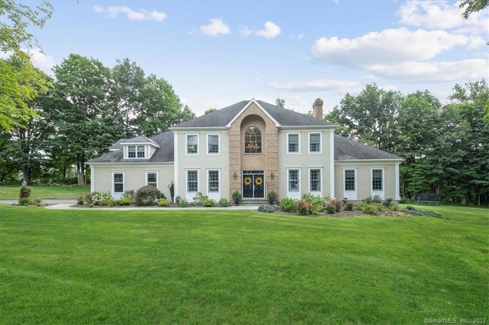 358 Cedarwood Dr, Orange, CT 06477 - photo 1