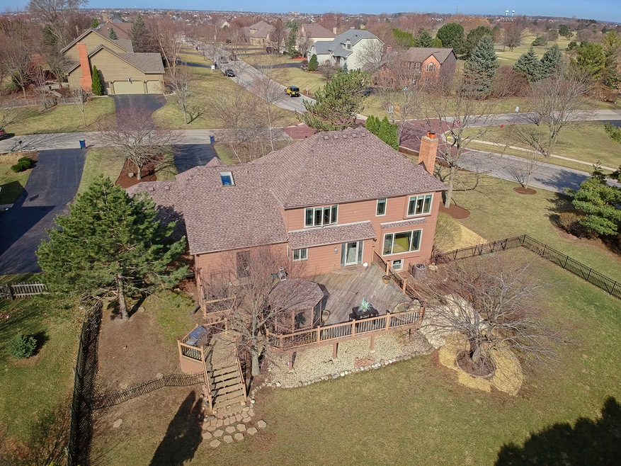 511 Fairway View Dr, Algonquin, IL 60102 - photo 1