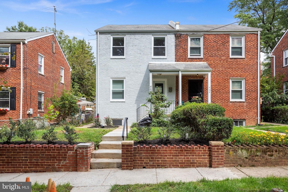 464 Burns St SE, Washington, DC 20019 - photo 1
