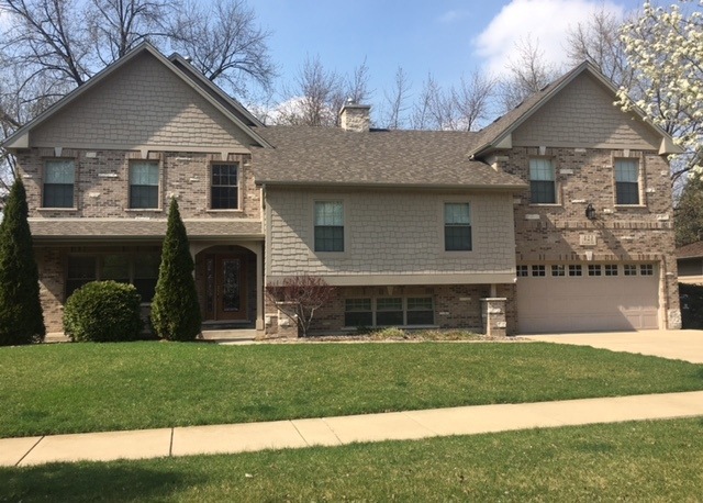 421 W Gartner Rd, Naperville, IL 60540 - photo 1