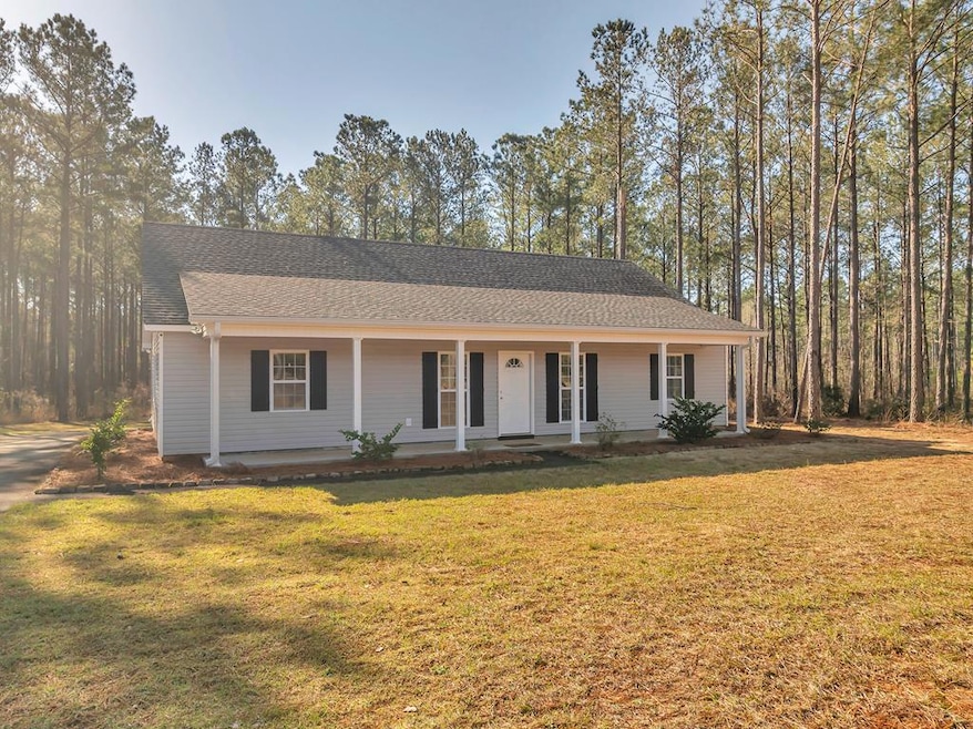 605 Claire Ln, Dublin, GA 31021 - photo 1