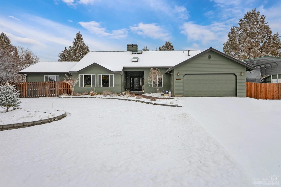 21104 Tall Mountain Cir, Bend, OR 97702 - photo 1