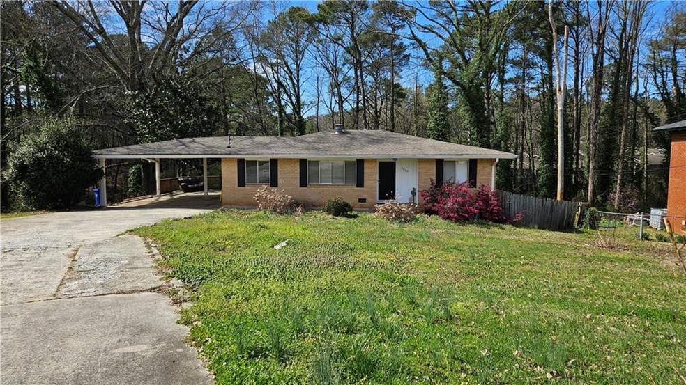 1528 Camelot Cir, Tucker, GA 30084 - photo 1