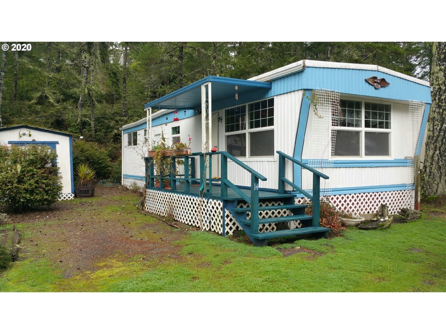 88875 Bayberry Ln unit SP14, Florence, OR 97439 - photo 1