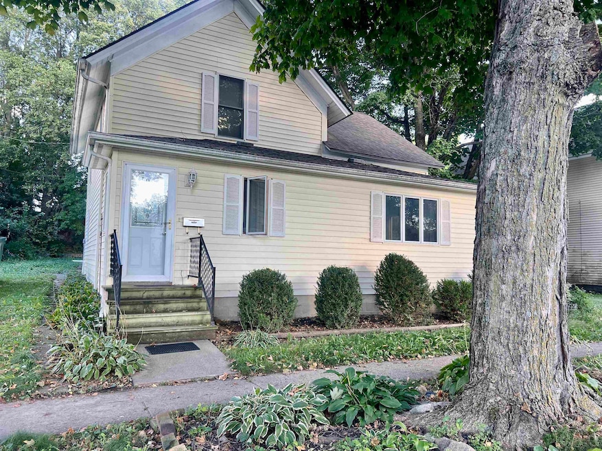 1001 Washington St, Eldora, IA 50627 - photo 1