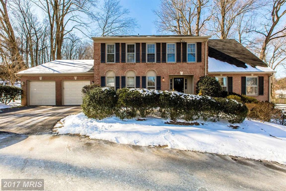 1204 Old Stable Rd, McLean, VA 22102 - photo 1