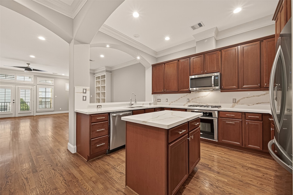 232 Detering St unit A, Houston, TX 77007 - photo 1