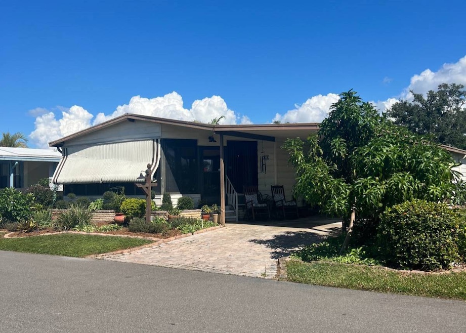 5700 Bayshore Rd unit 818, Palmetto, FL 34221 - photo 1