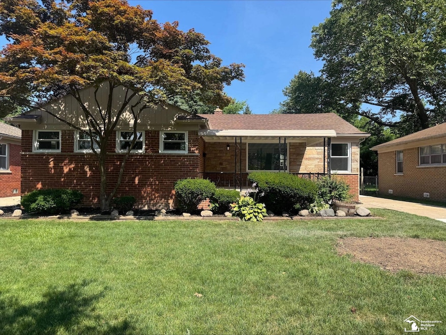 6365 Kolb Ave, Allen Park, MI 48101 - photo 1