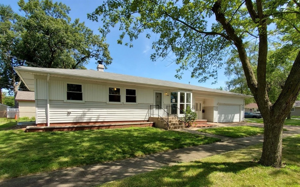 944 E Columbia Ave, Griffith, IN 46319 - photo 1