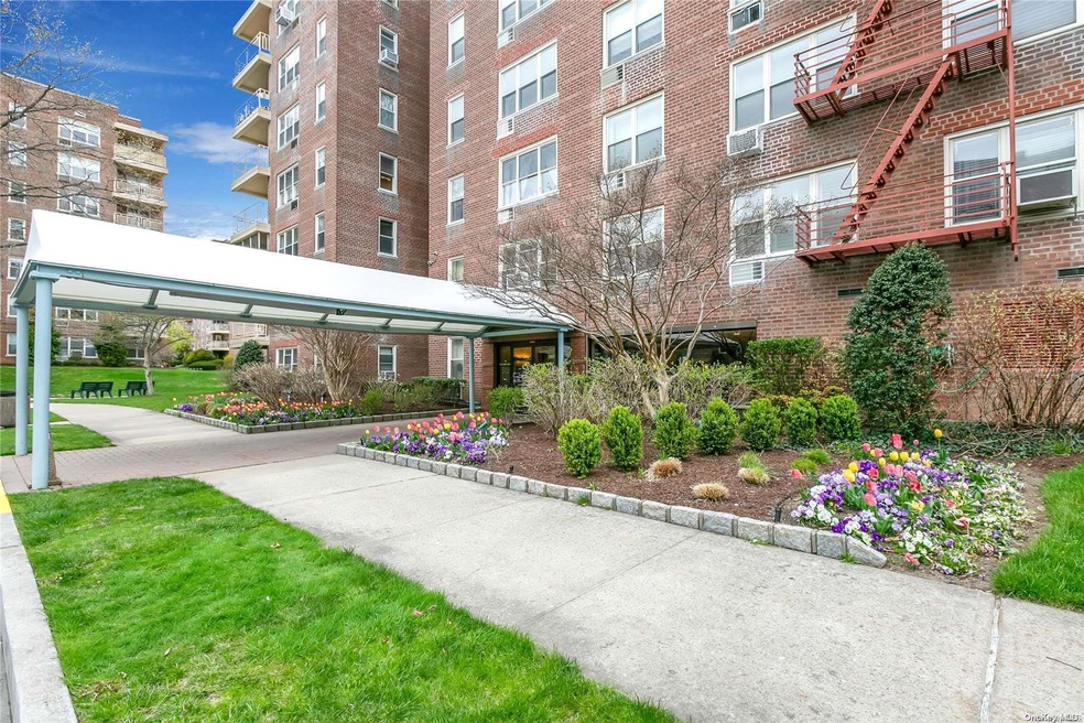 2345 Bell Blvd unit 2E, Bayside, NY 11360 - photo 1