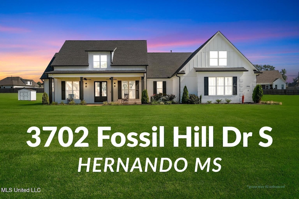 3702 Fossil Hill Dr S