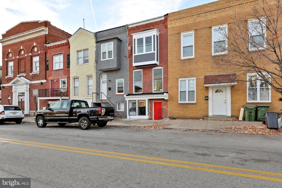 302 S Conkling St, Baltimore, MD 21224 - photo 1