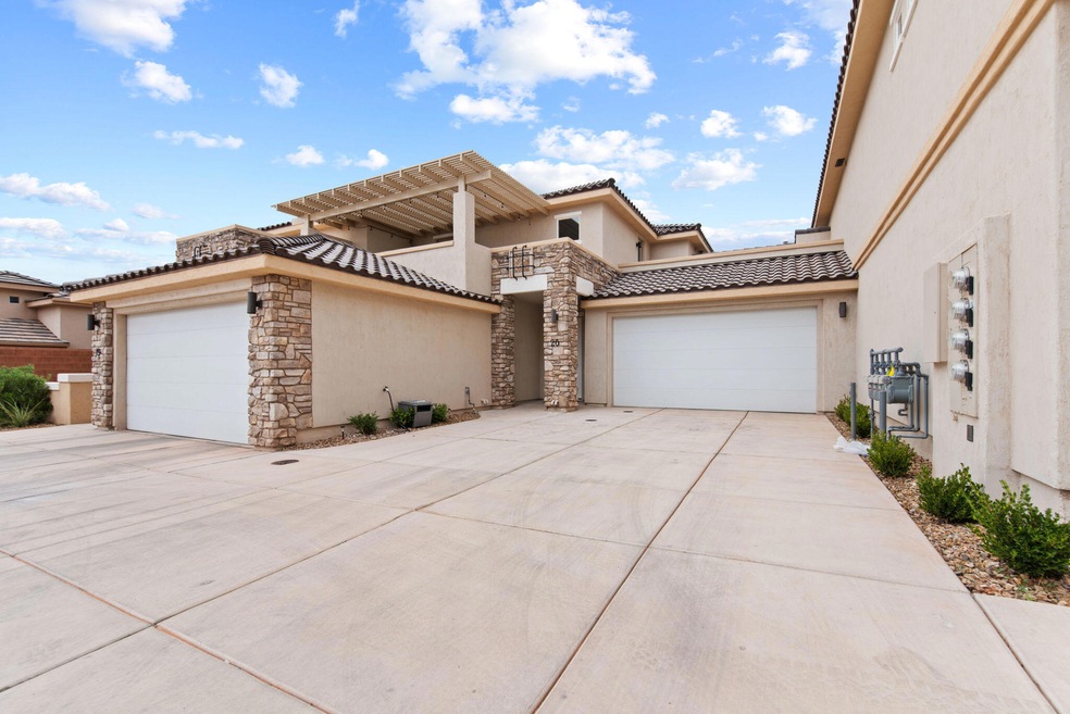 140 W Center St unit 20, Ivins, UT 84738 - photo 1