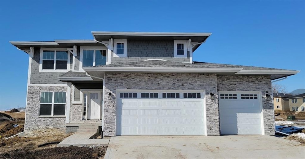 4076 NW 175th St, Clive, IA 50325 - photo 1