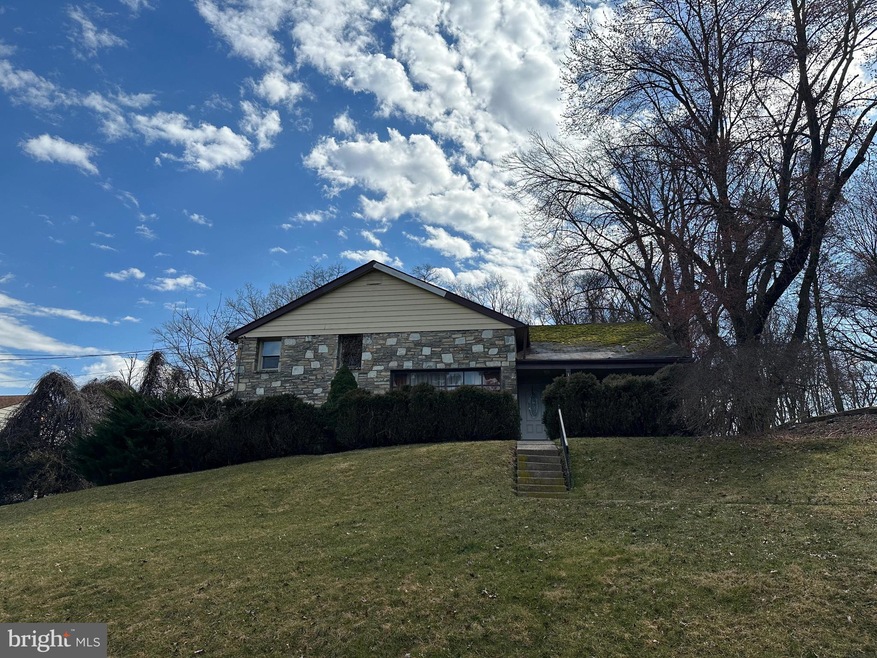 1908 Cobden Rd, Glenside, PA 19038 - photo 1