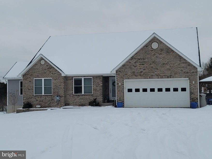 196 Springwood Ln, Stephens City, VA 22655 - photo 1