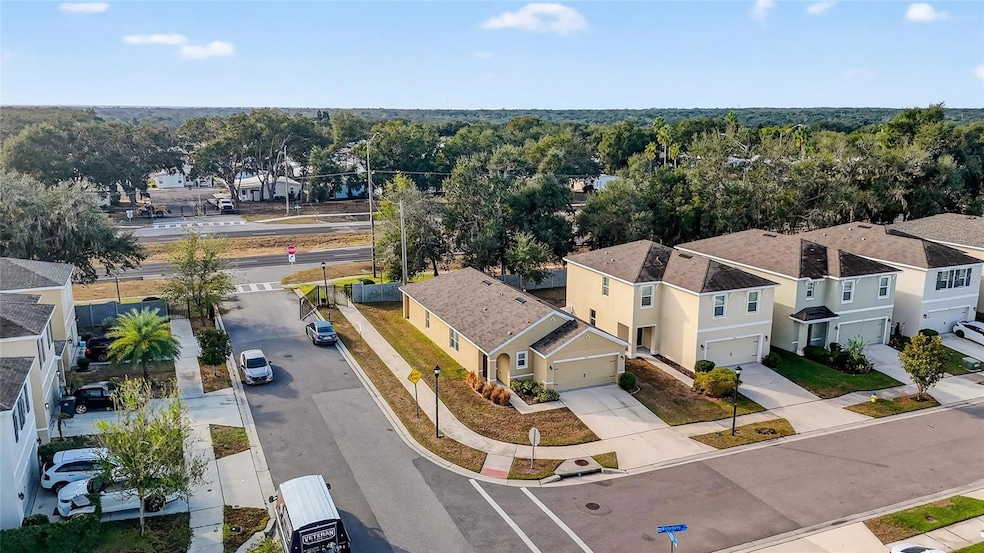 3521 Winterberry Ln, Valrico, FL 33594 - photo 1