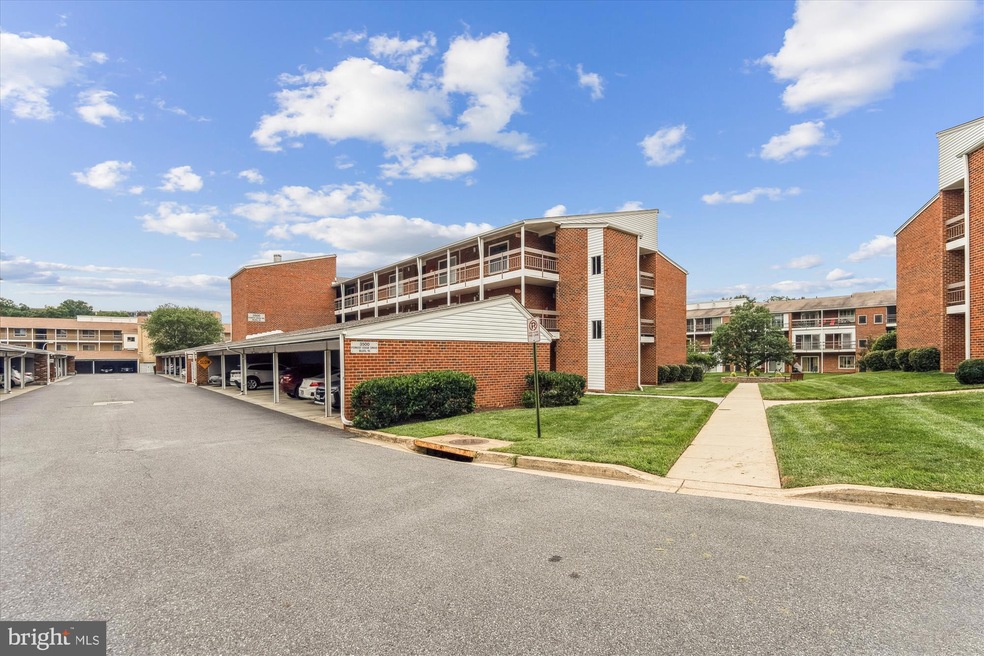 3500 Forest Edge Dr unit 151F, Silver Spring, MD 20906 - photo 1