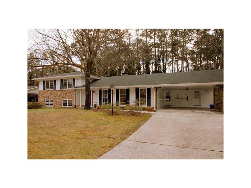 2753 Riderwood Dr, Decatur, GA 30033 - photo 1