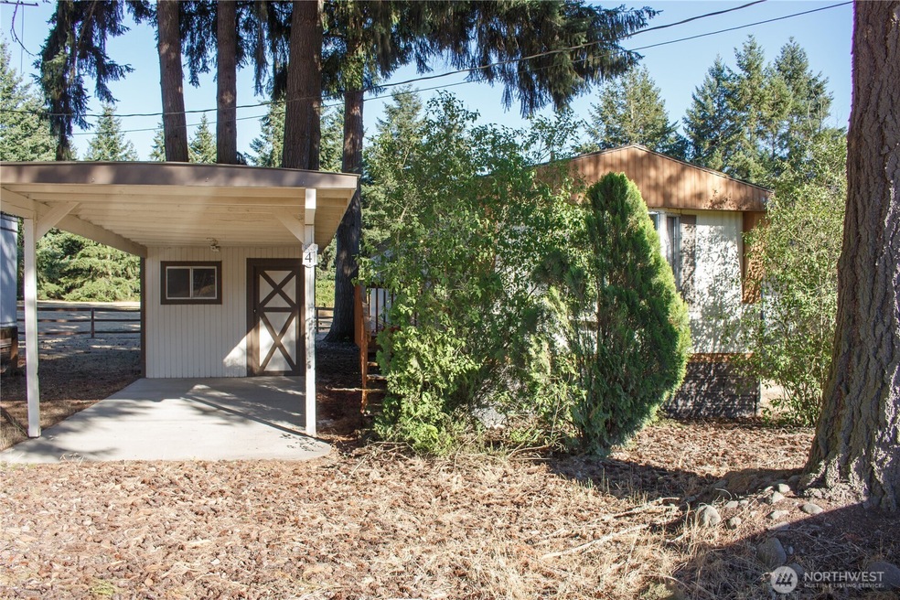 10924 Clark Rd SE unit 4, Yelm, WA 98597 - photo 1