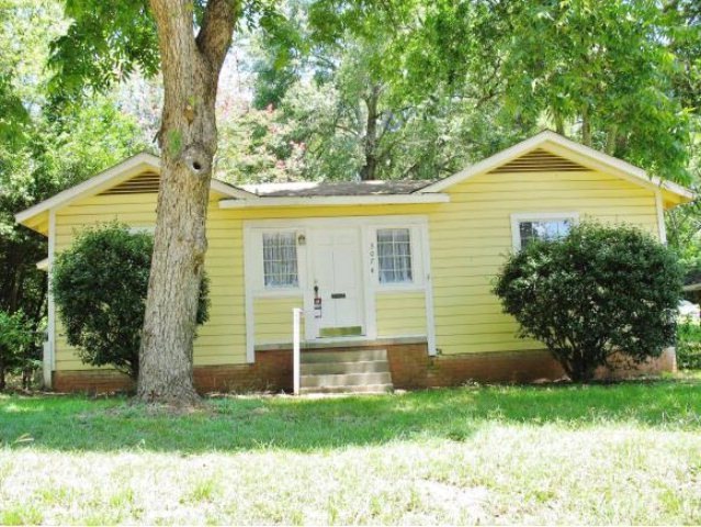 307 Burk St, Nacogdoches, TX 75964 - photo 1