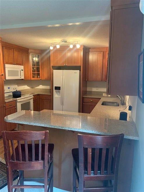 105 Williams Ln unit 5F, Hartford, VT 05001 - photo 1