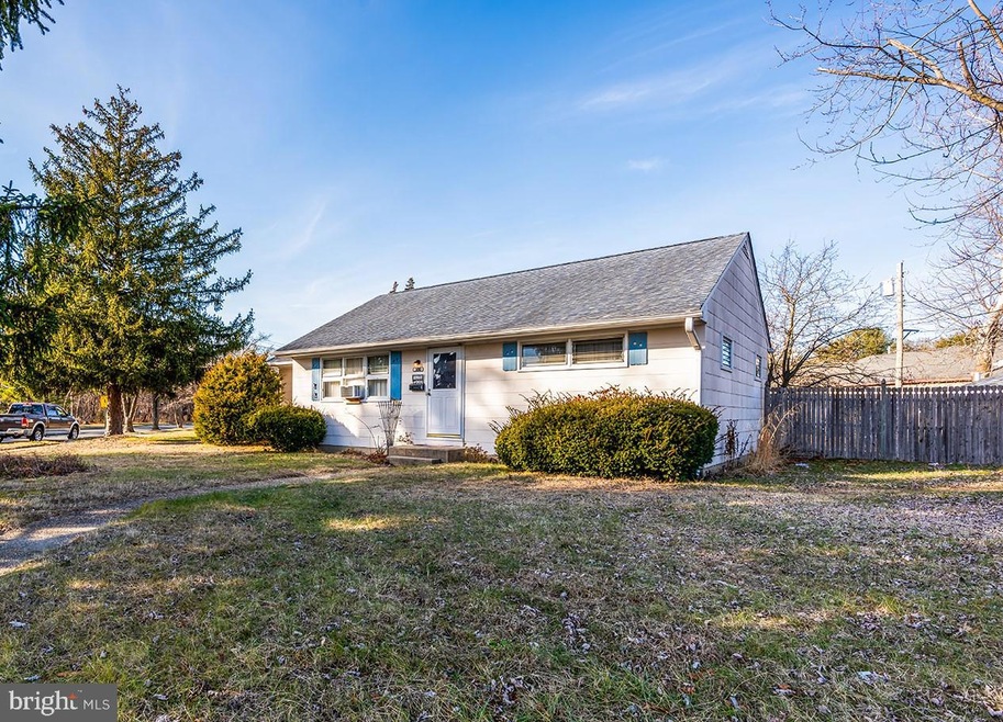 300 E Gibbsboro Rd, Lindenwold, NJ 08021 - photo 1