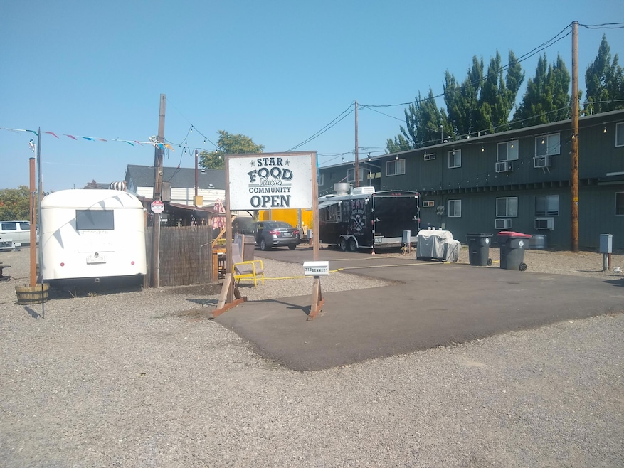 719 Bennett Ave, Medford, OR 97504 - photo 1