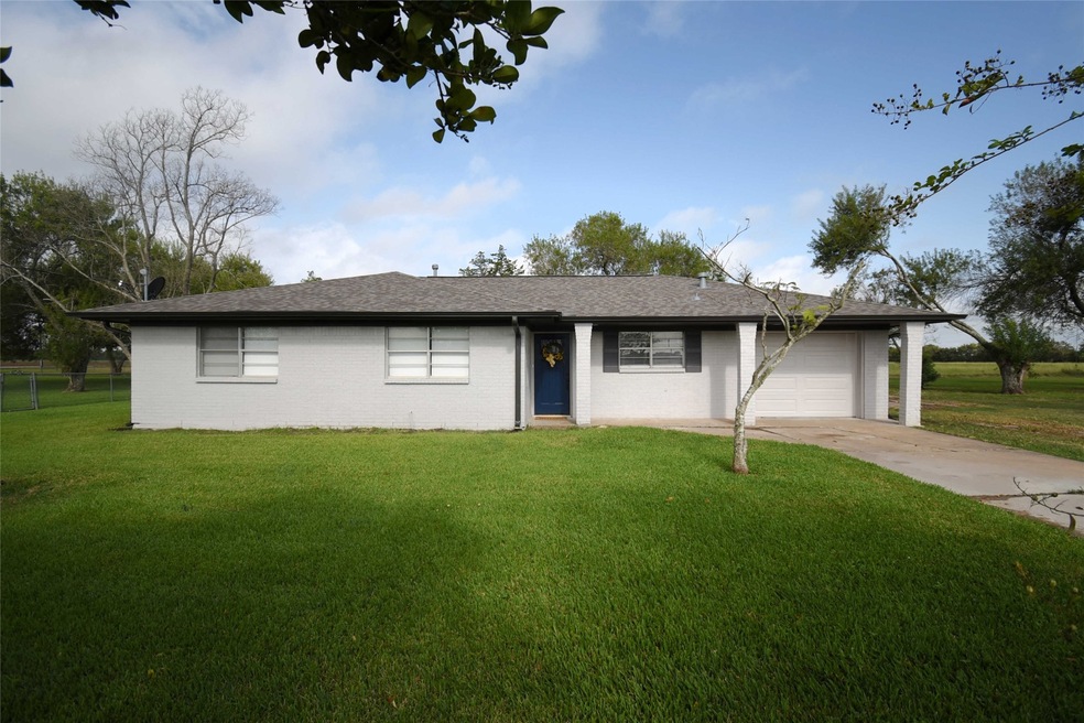 6531 Kamas Ln, Needville, TX 77461 - photo 1