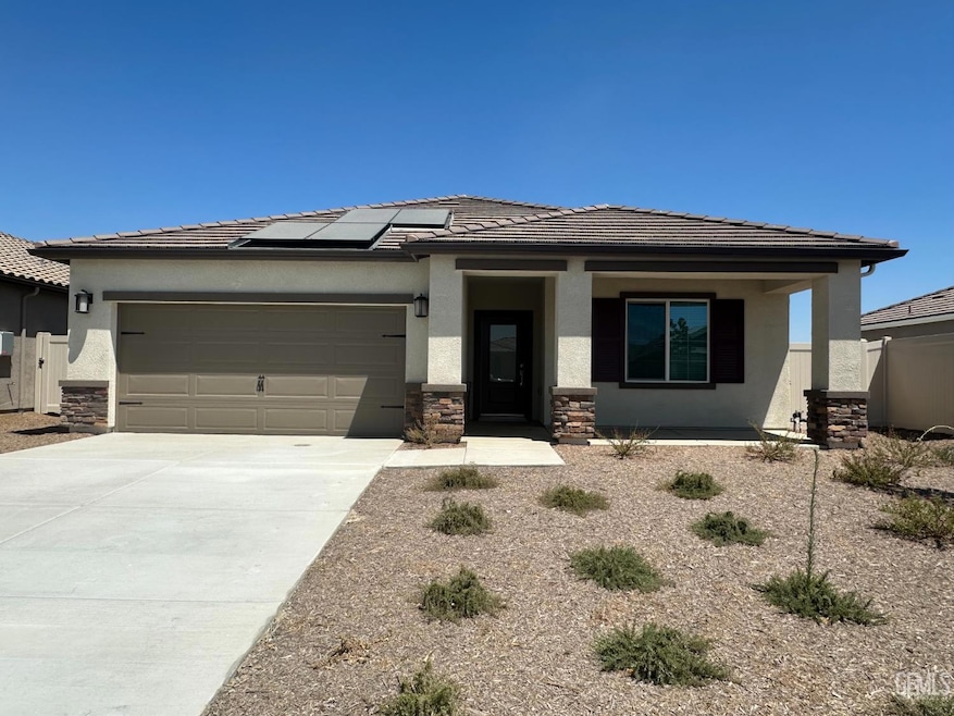 7908 Grapefruit Dr, Bakersfield, CA 93313 - photo 1