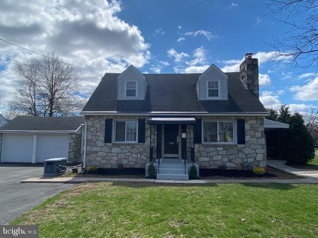 700 E Broad St, Quakertown, PA 18951 - photo 1