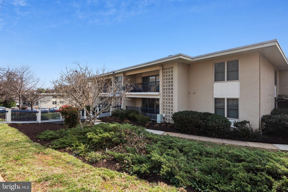 1002 Primrose Rd unit 103, Annapolis, MD 21403 - photo 1