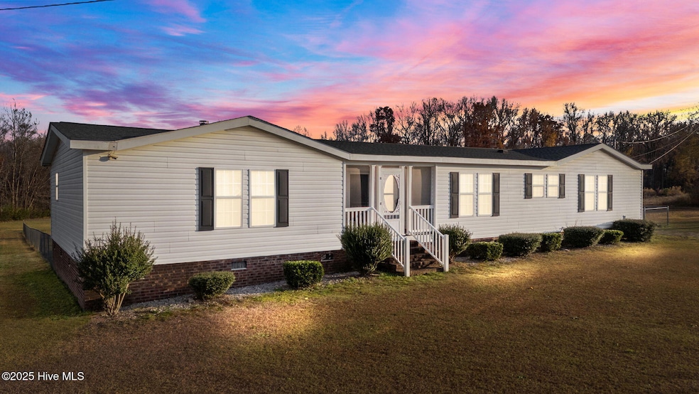 403 Clay Ct, Lucama, NC 27851 - photo 1