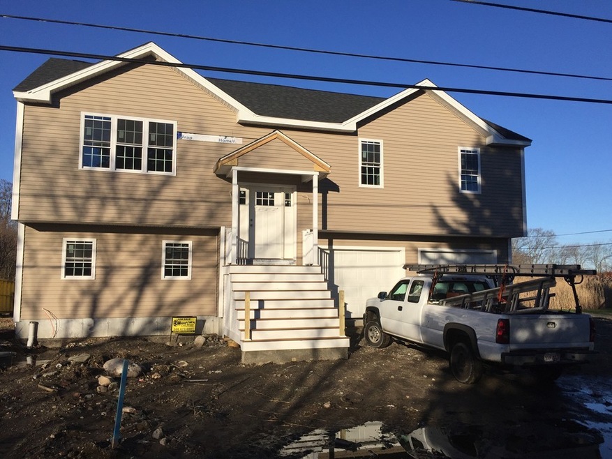79 Frederick St, Fall River, MA 02721 - photo 1