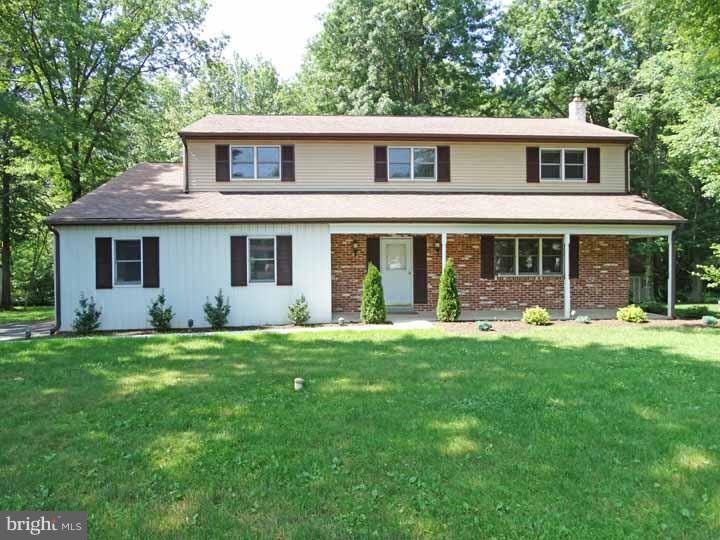 168 Summit Dr, Colmar, PA 18915 - photo 1