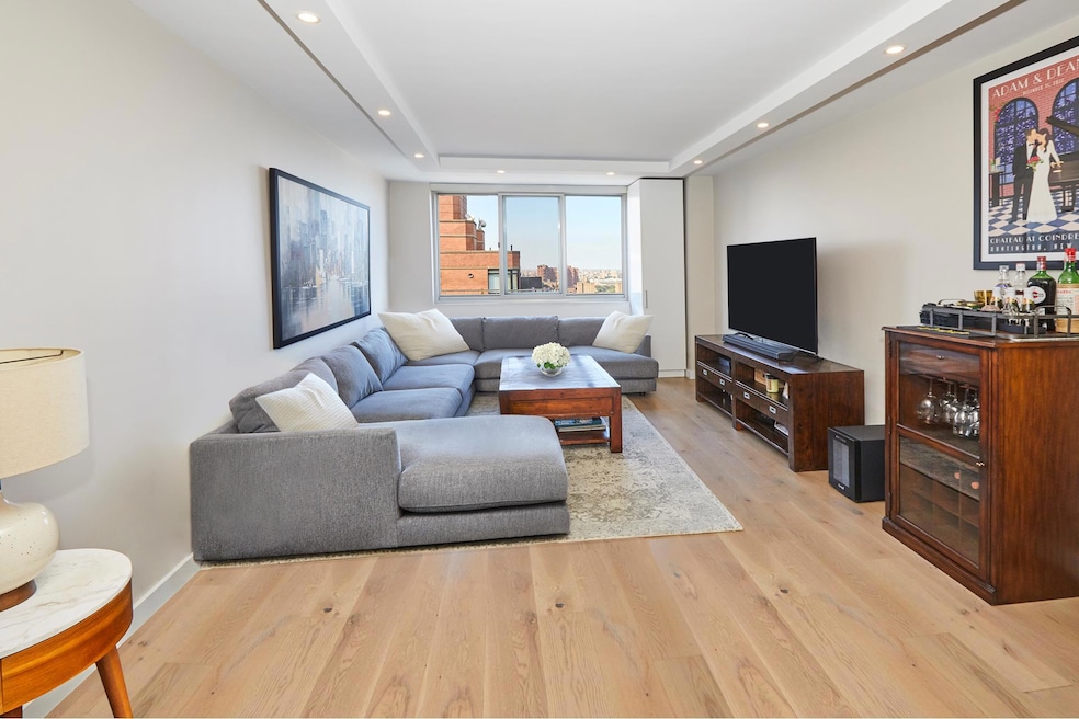 For Sale $695,000 • Co-Listing Agent