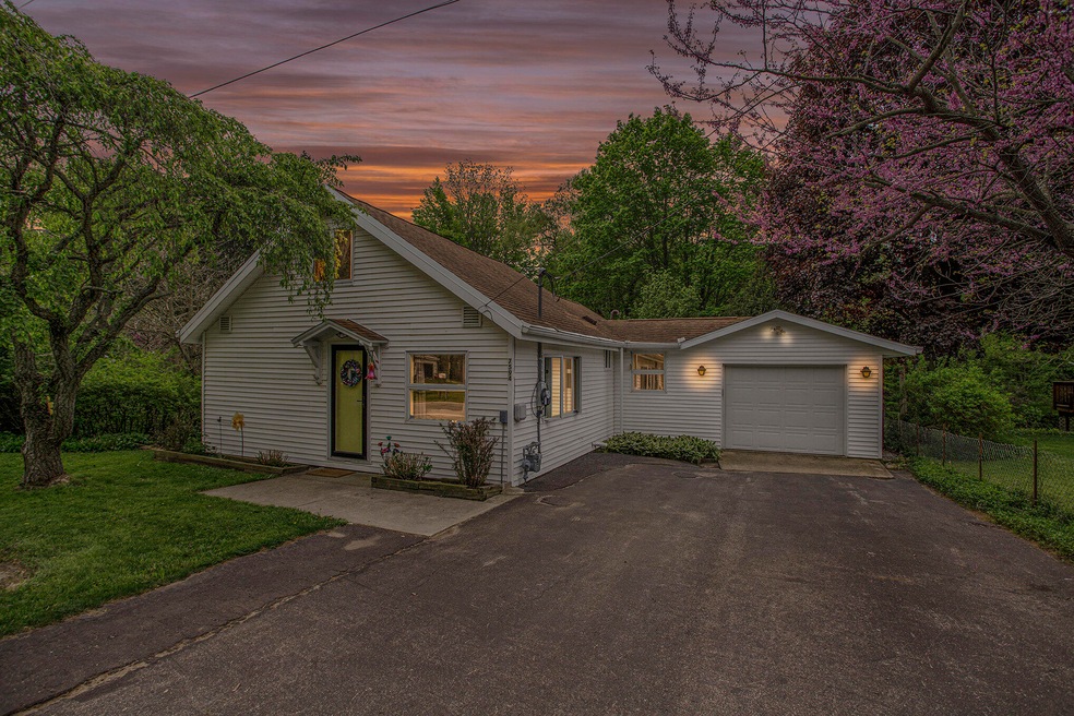 001_img_5160_twilight