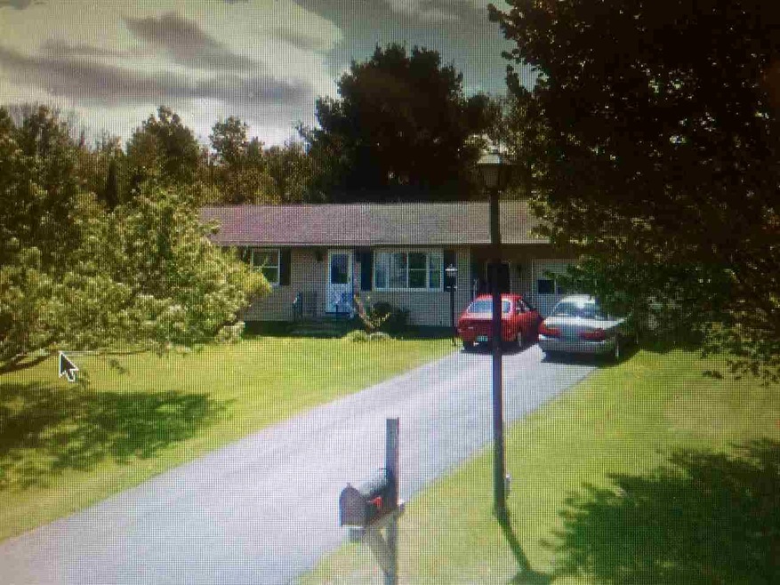 955 Scott Hill Rd, Barre, VT 05641 - photo 1