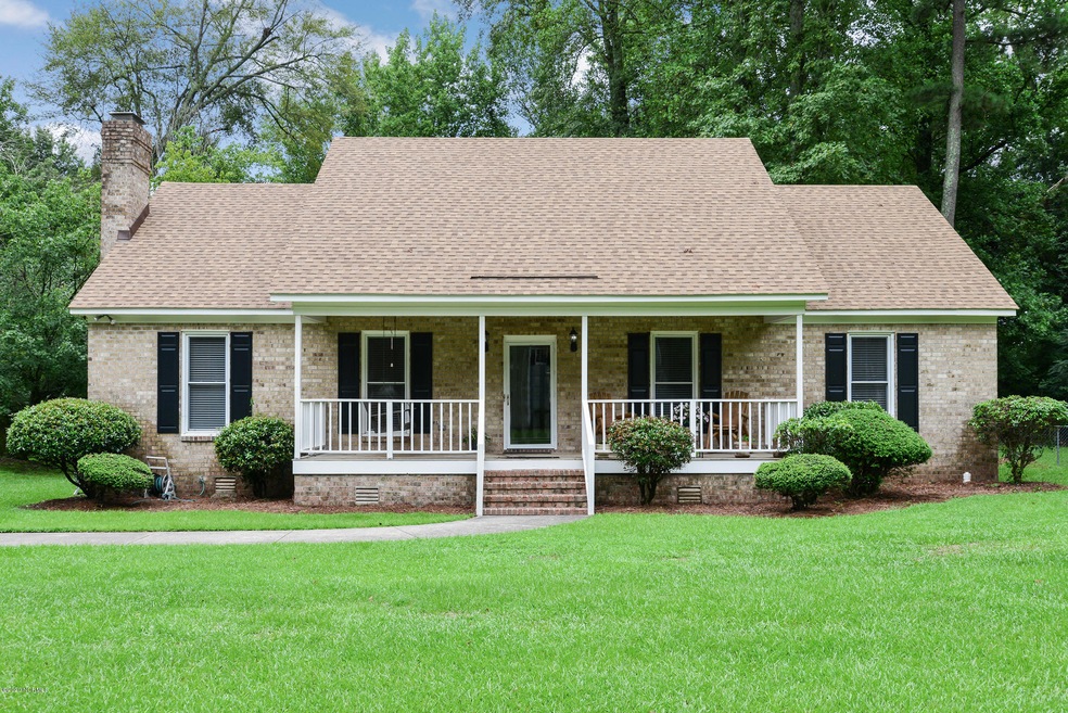 2279-Woodbridge-Drive-00002